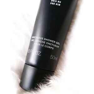 Bottega Veneta Illusione Bois Nu Shower Gel - Black 50 ml 1.6 Fl